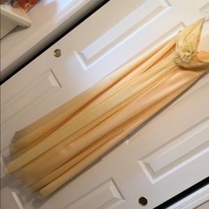 STAPLESS YELLOW GOWN / PROM DRESS